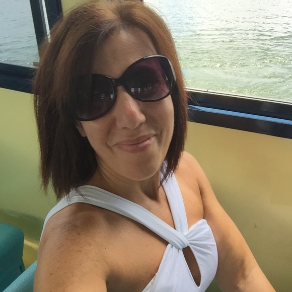 Meet your Posher, Kristen - Picture 9 of 11